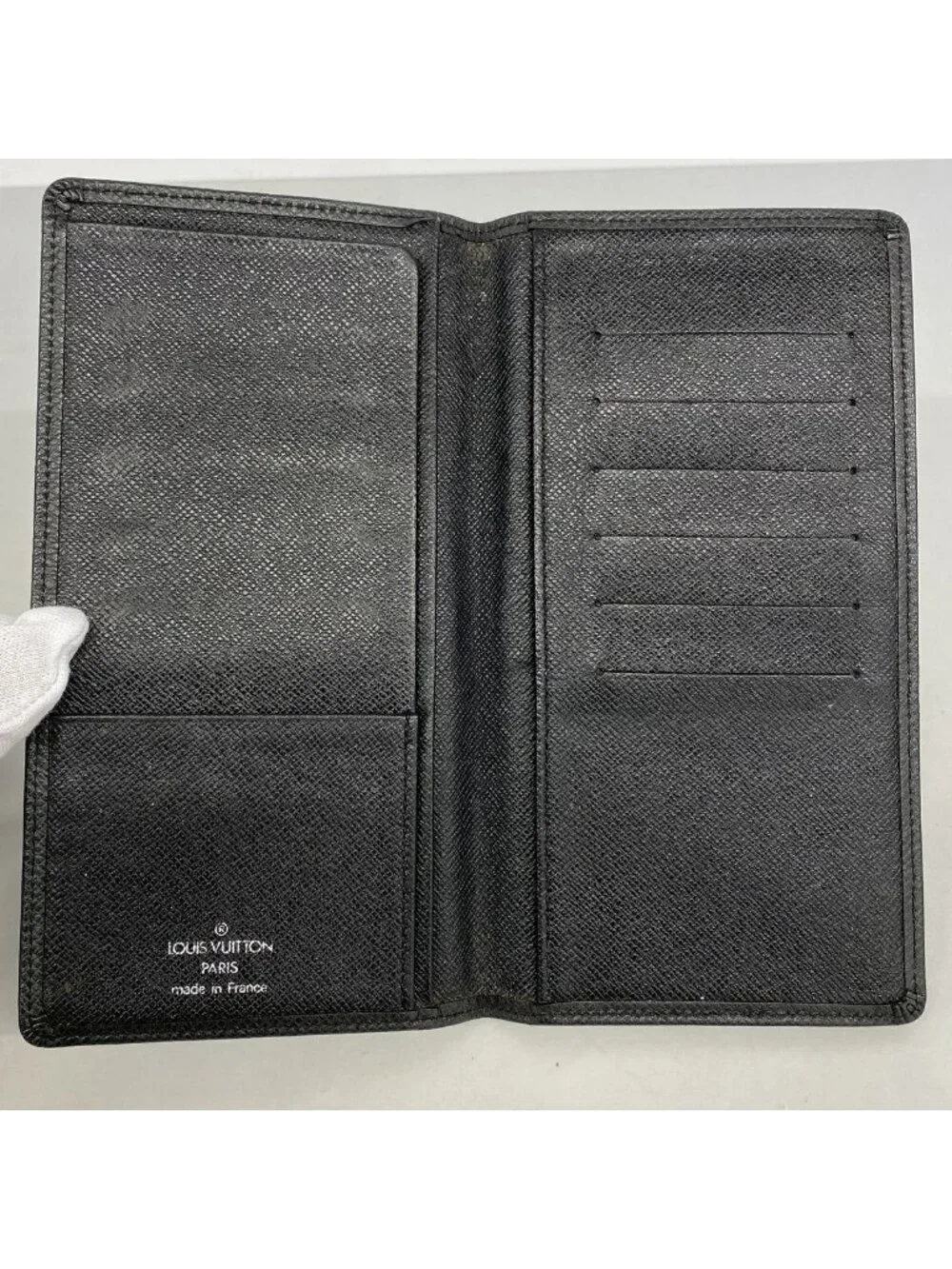 Louis Vuitton Long Bill Holder Taiga Porte Valeurs Cult Credit Ardoise Wallet